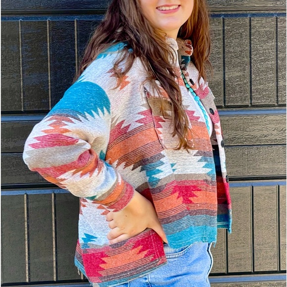 New boutique serape shacket jacket - Picture 10 of 16